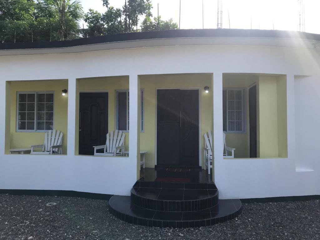 Centrally Located Room - 5 Port Antonio Exterior photo